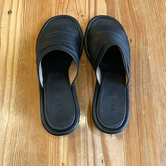 40 - Lauren Manoogian Black Leather Ruche Slide Heels Shoes NEW w/ Box 0416JW - Picture 6 of 7